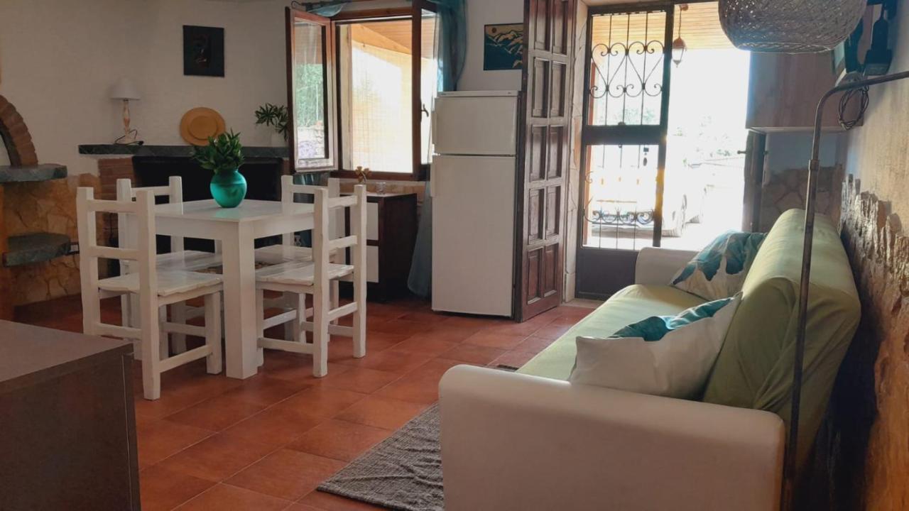 Villa Relax Tra Gli Ulivi Альгеро Екстер'єр фото